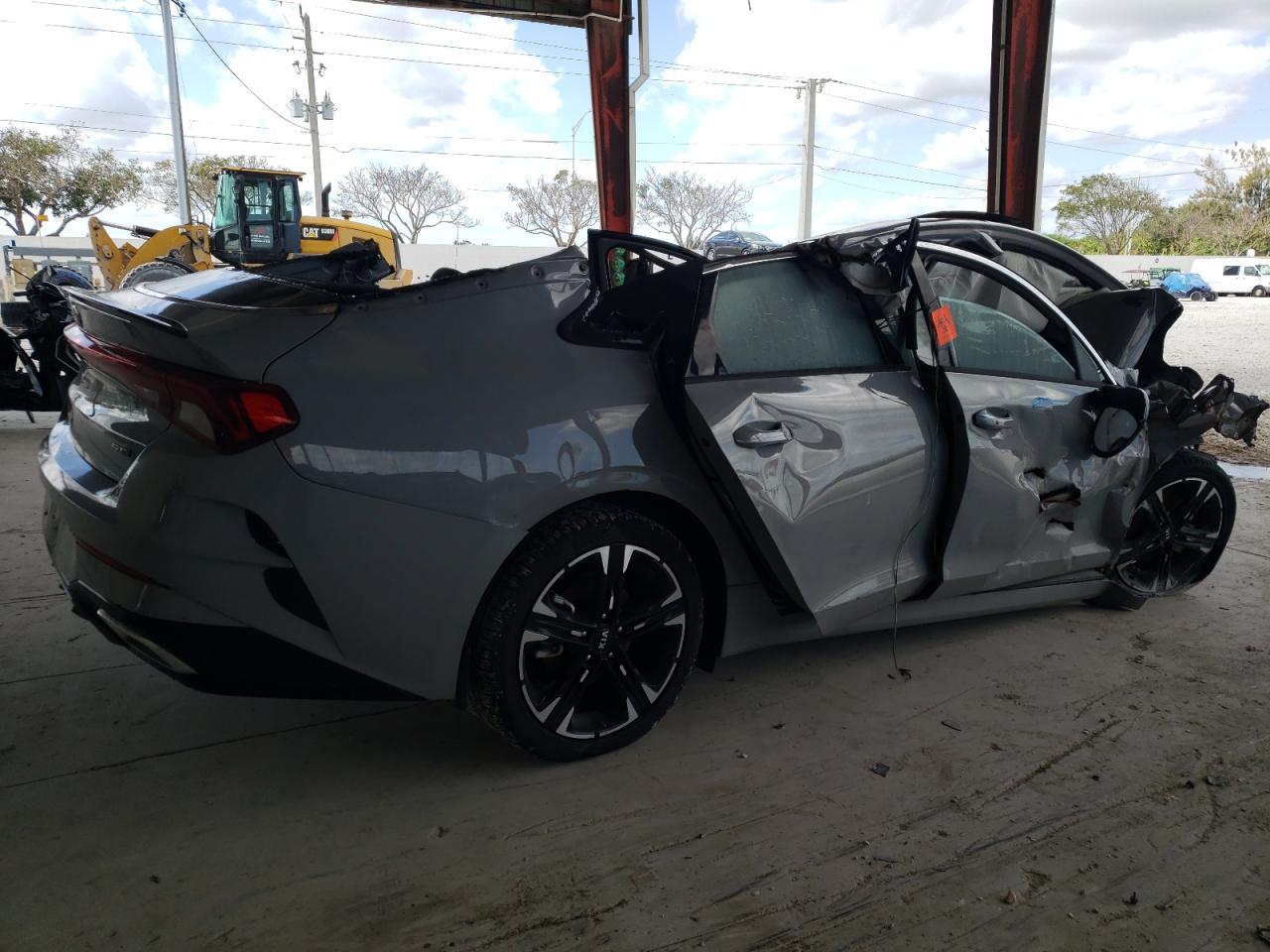 2021 KIA K5 GT LINE - Image 3