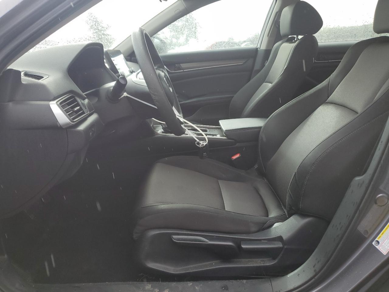 2018 HONDA ACCORD LX - Image 7