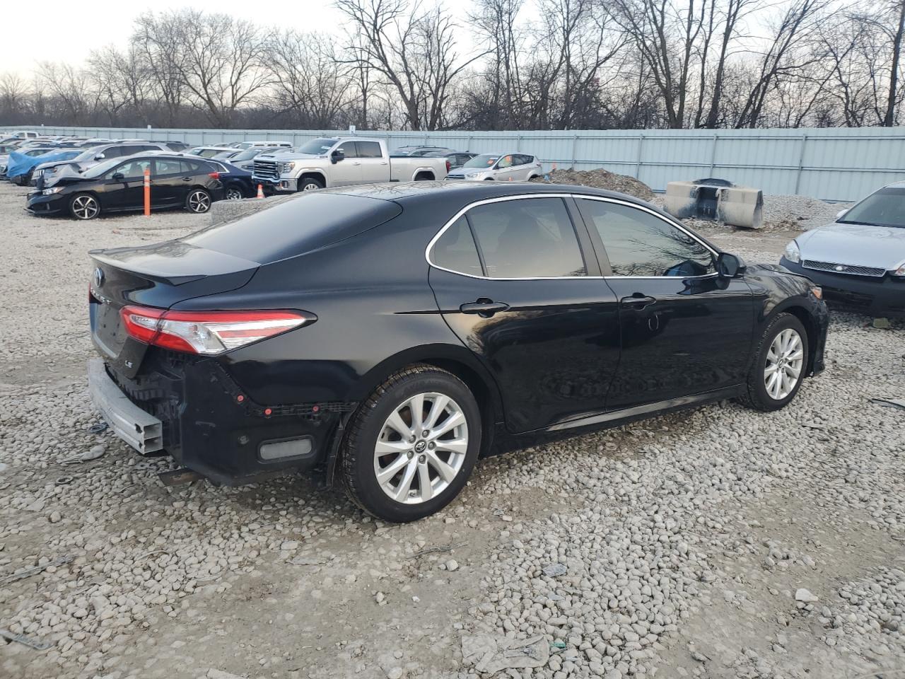 2018 TOYOTA CAMRY L - Image 3