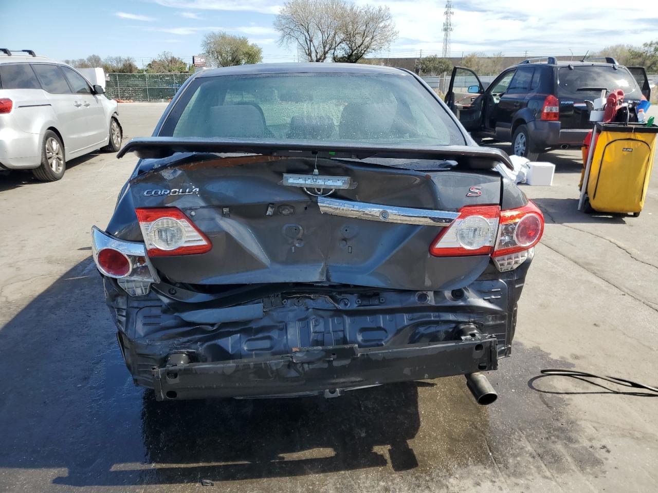 2013 TOYOTA COROLLA BA - Image 6
