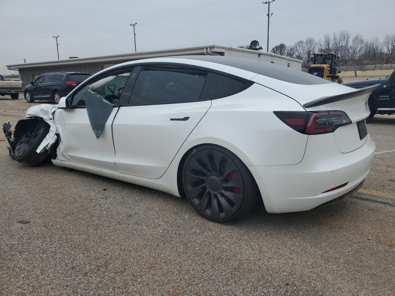 2021 TESLA MODEL 3 - Фото 2