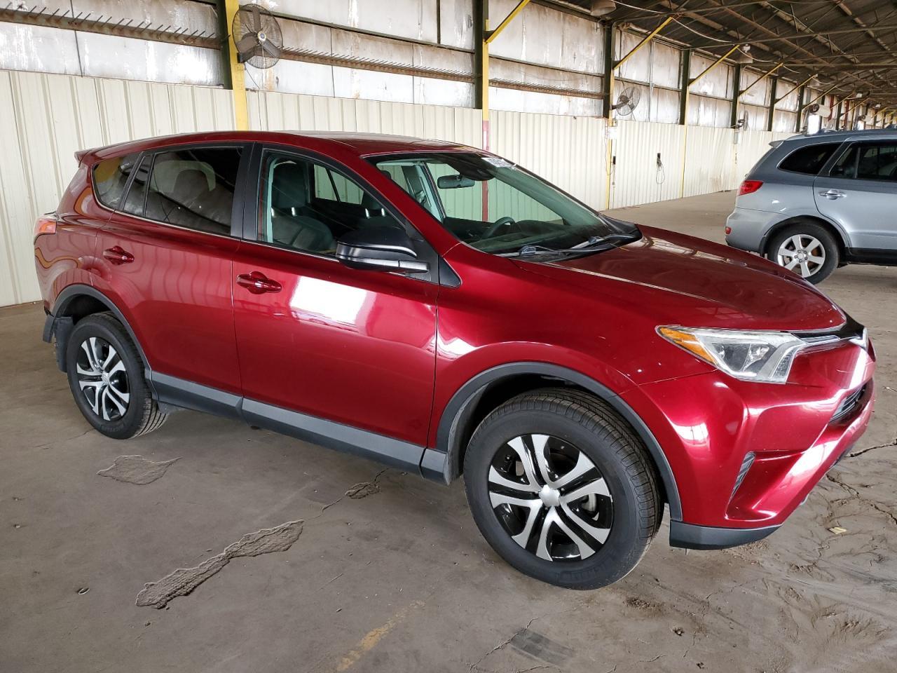 2018 TOYOTA RAV4 LE - Image 4