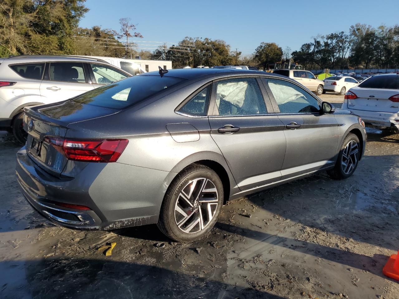 2023 VOLKSWAGEN JETTA SEL - Image 3