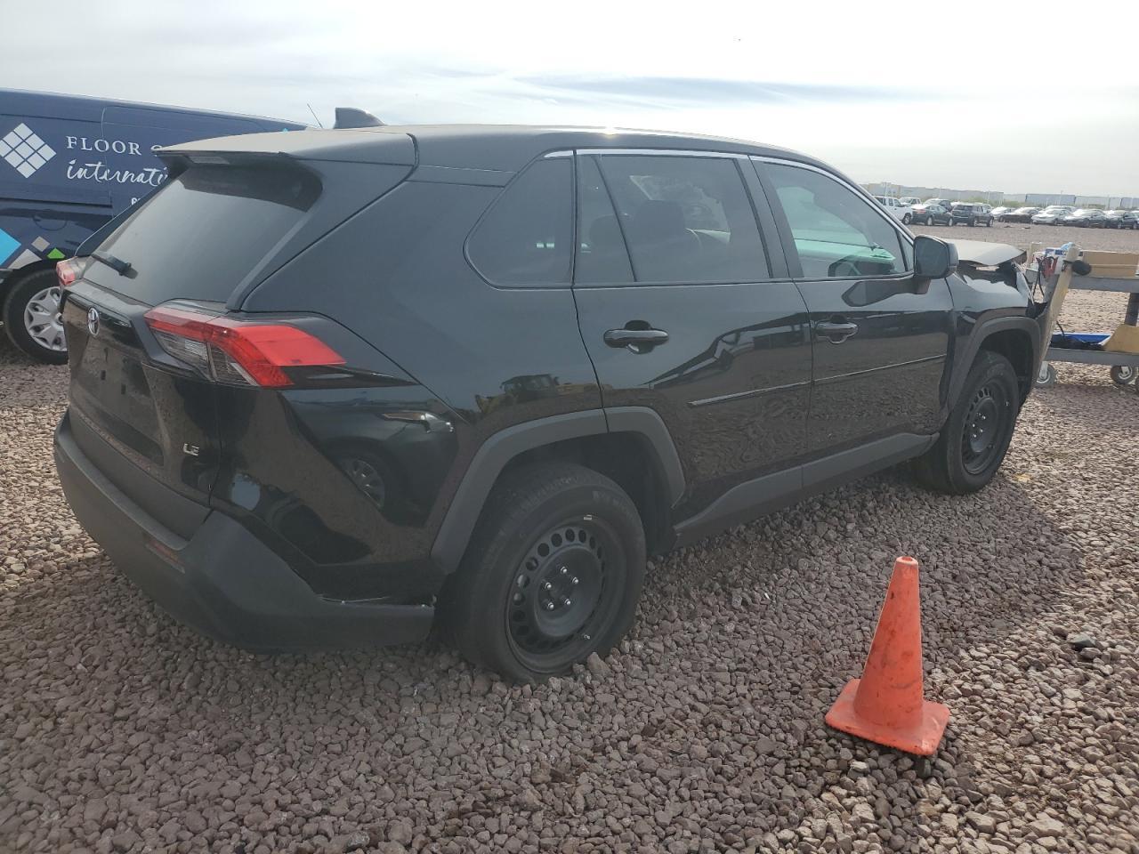 2023 TOYOTA RAV4 LE - Image 3