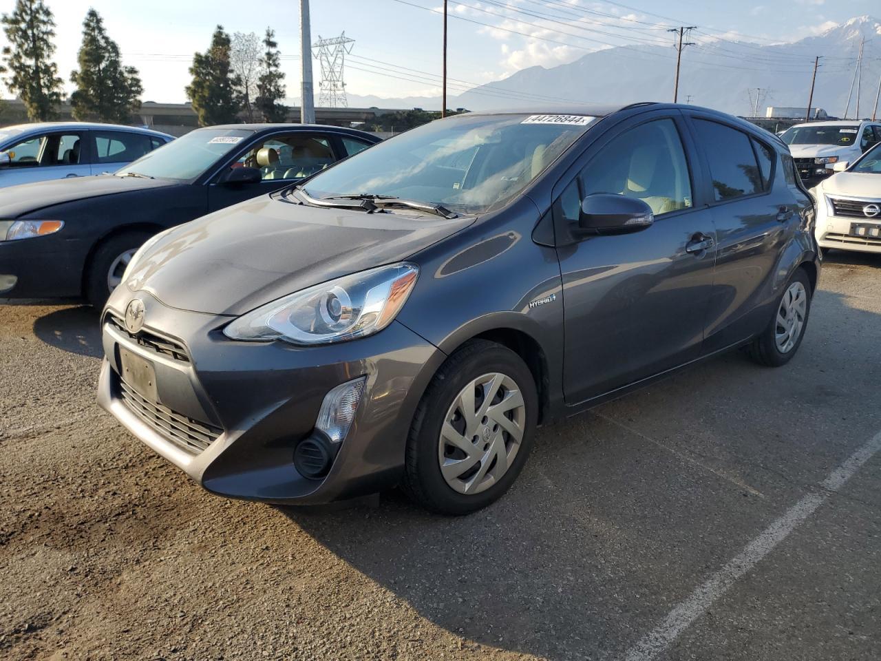 2015 TOYOTA PRIUS C car image