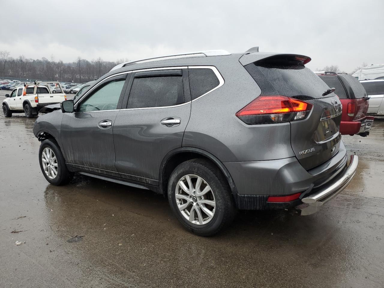 2017 NISSAN ROGUE S - Image 2