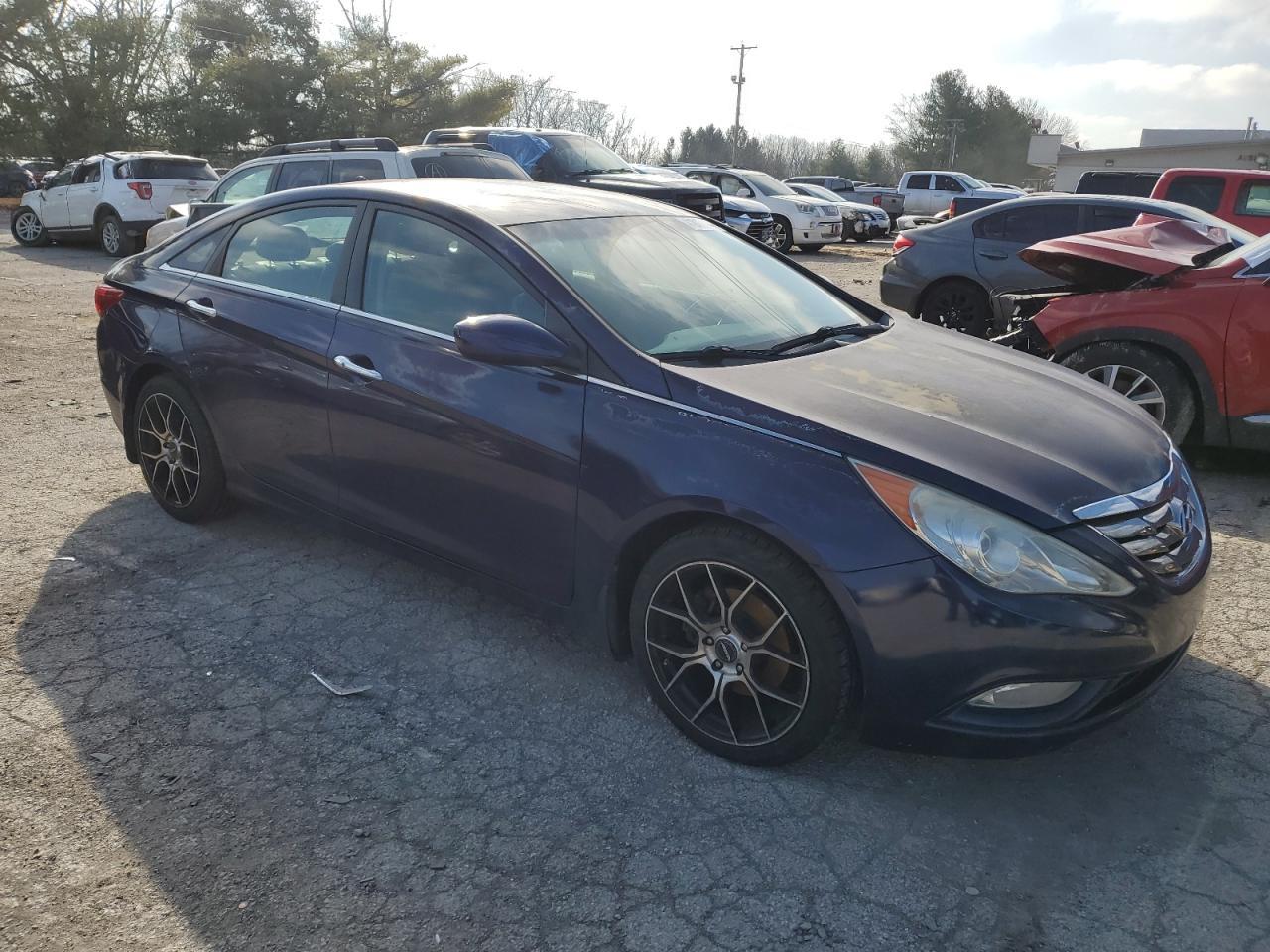 2011 HYUNDAI SONATA SE - Фото 4