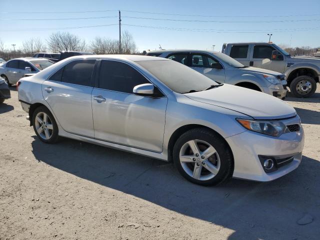 2014 Toyota Camry L - Фото 4