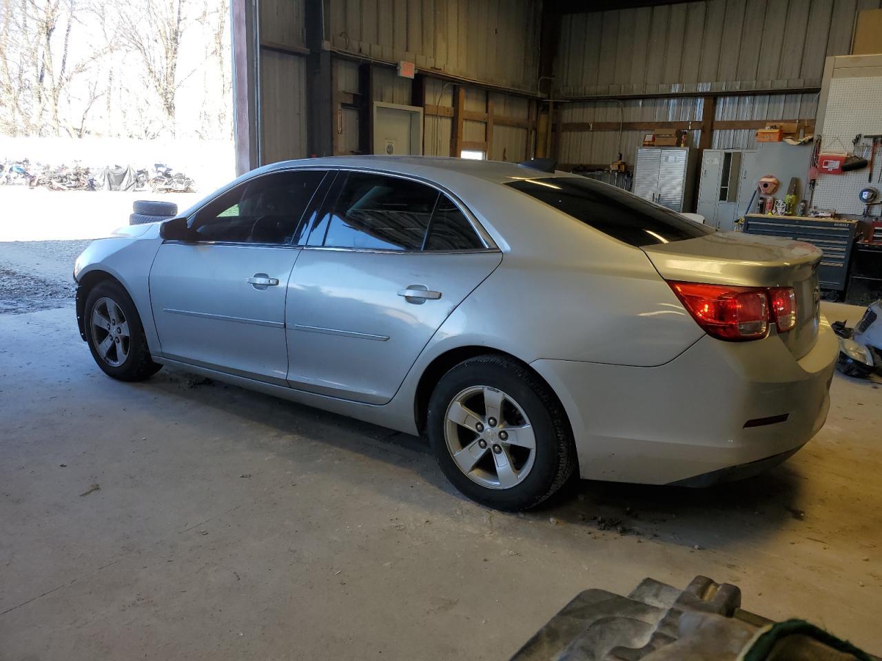 2015 CHEVROLET MALIBU LS - Фото 2