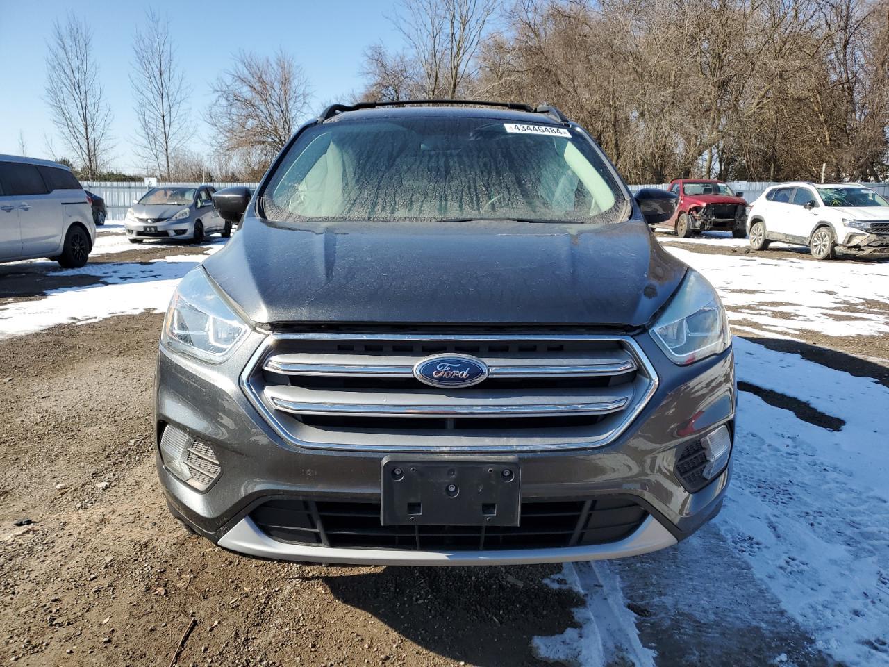 2017 FORD ESCAPE SE - Image 5