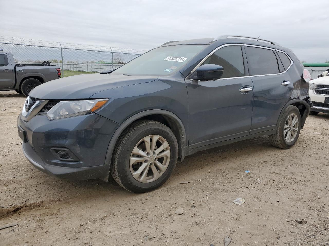 2016 NISSAN ROGUE S
