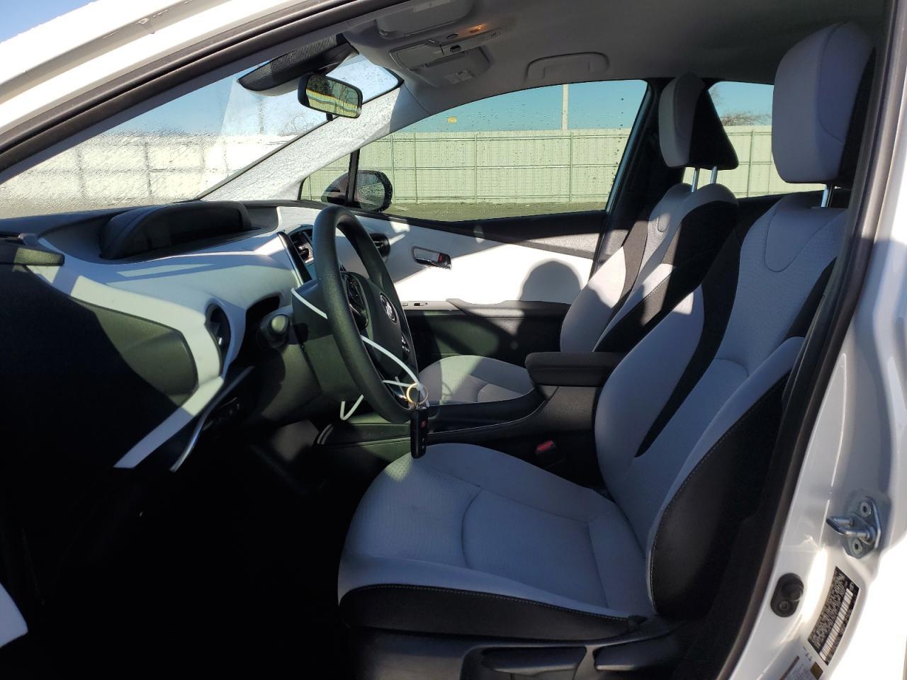 2019 TOYOTA PRIUS - Фото 7