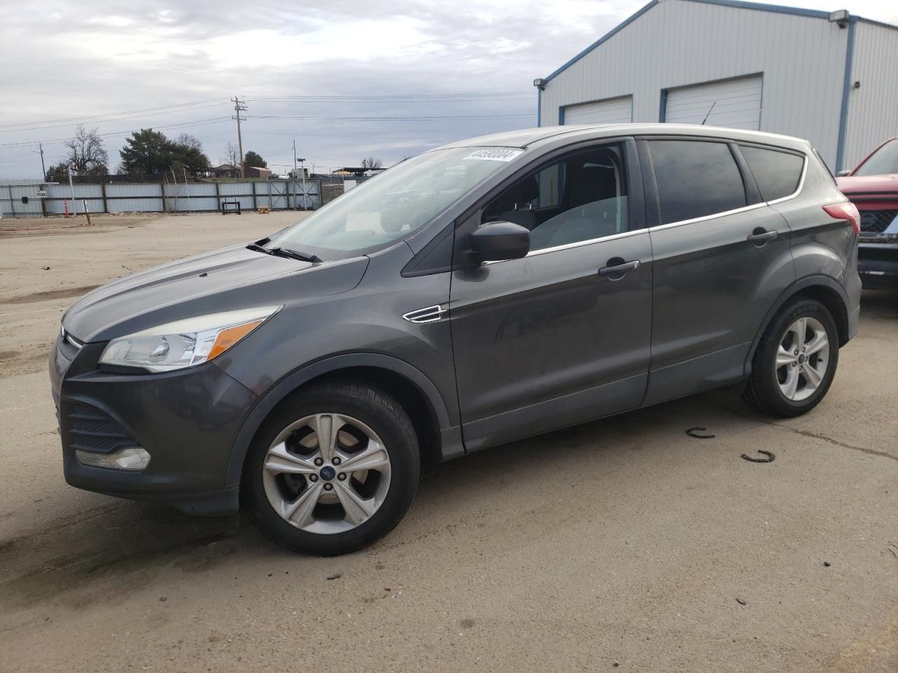 2015 FORD ESCAPE SE car image