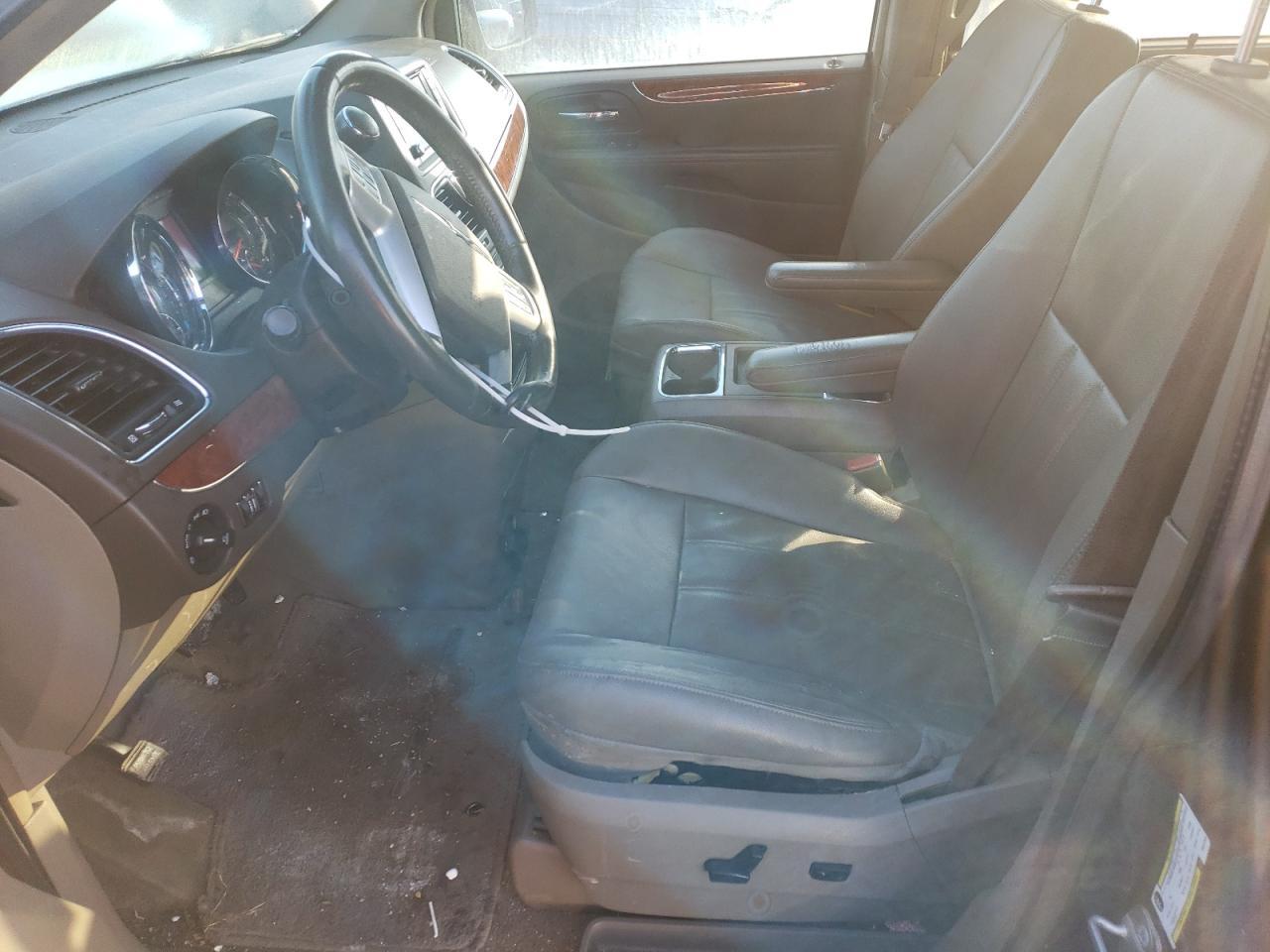 2014 CHRYSLER TOWN & COU - Фото 7
