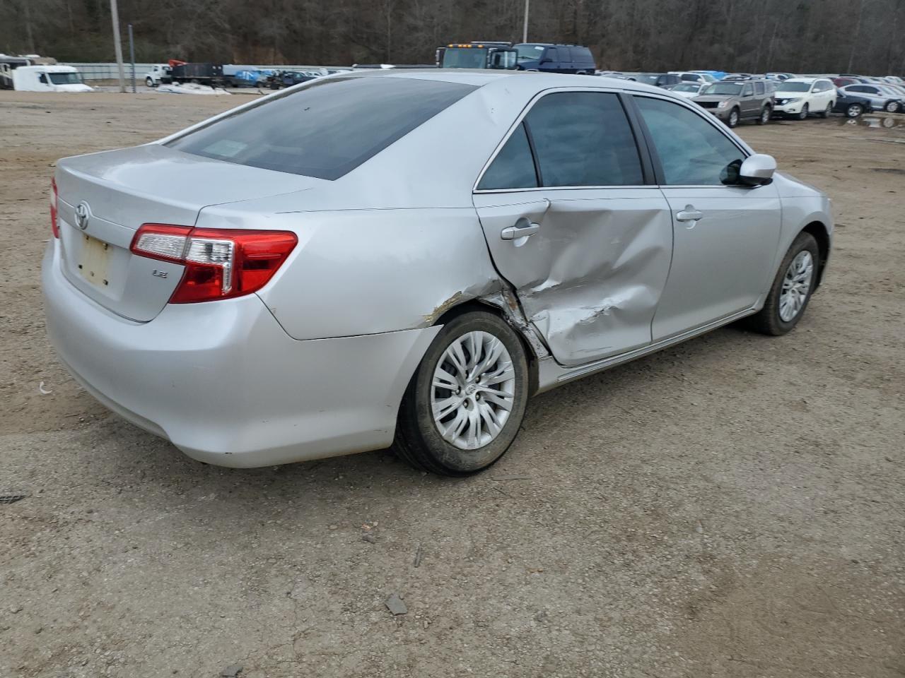 2013 TOYOTA CAMRY L - Image 3