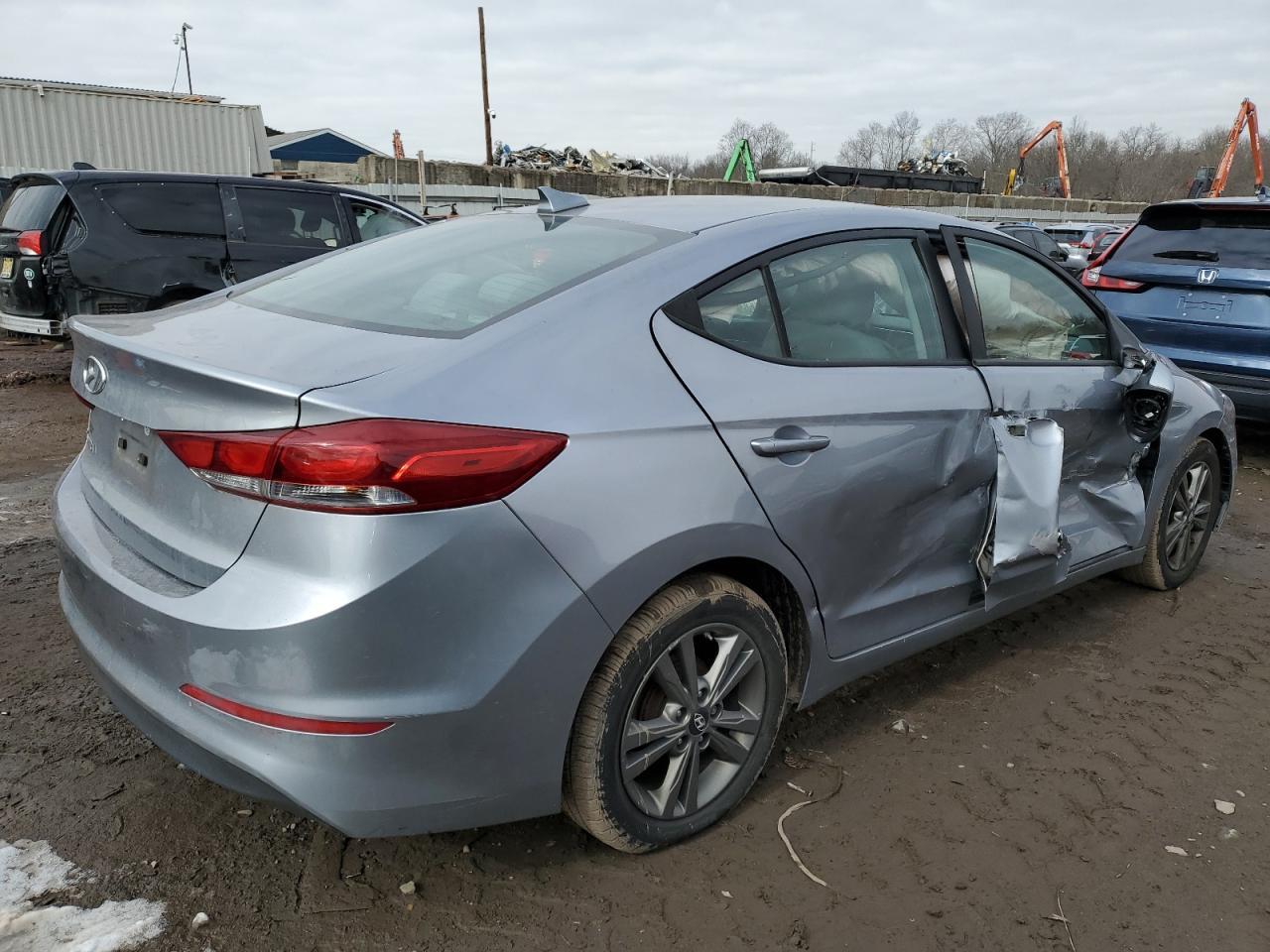 2017 HYUNDAI ELANTRA SE - Image 3
