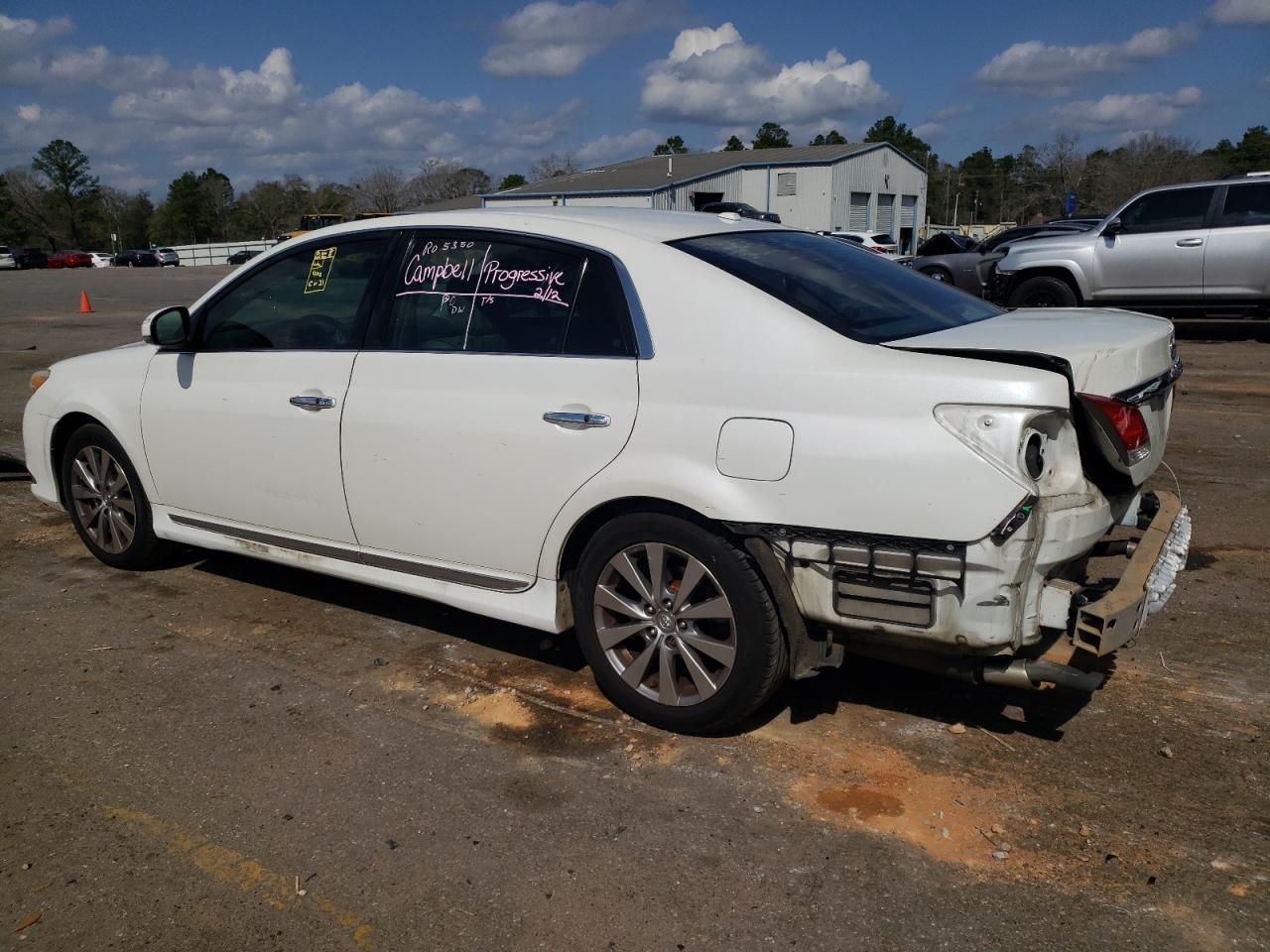 2011 TOYOTA AVALON BAS - Image 2