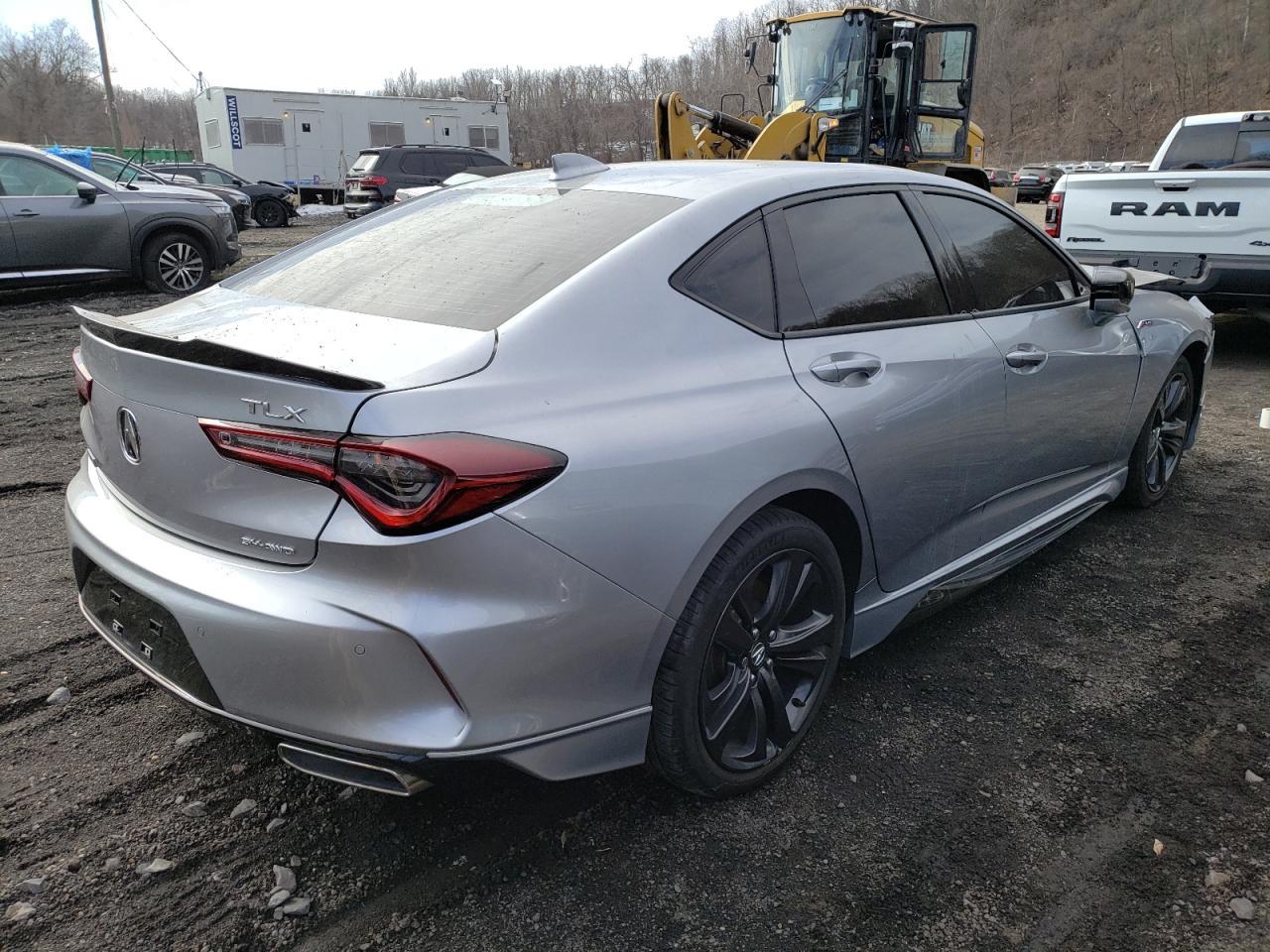 2021 ACURA TLX TECH A - Фото 3