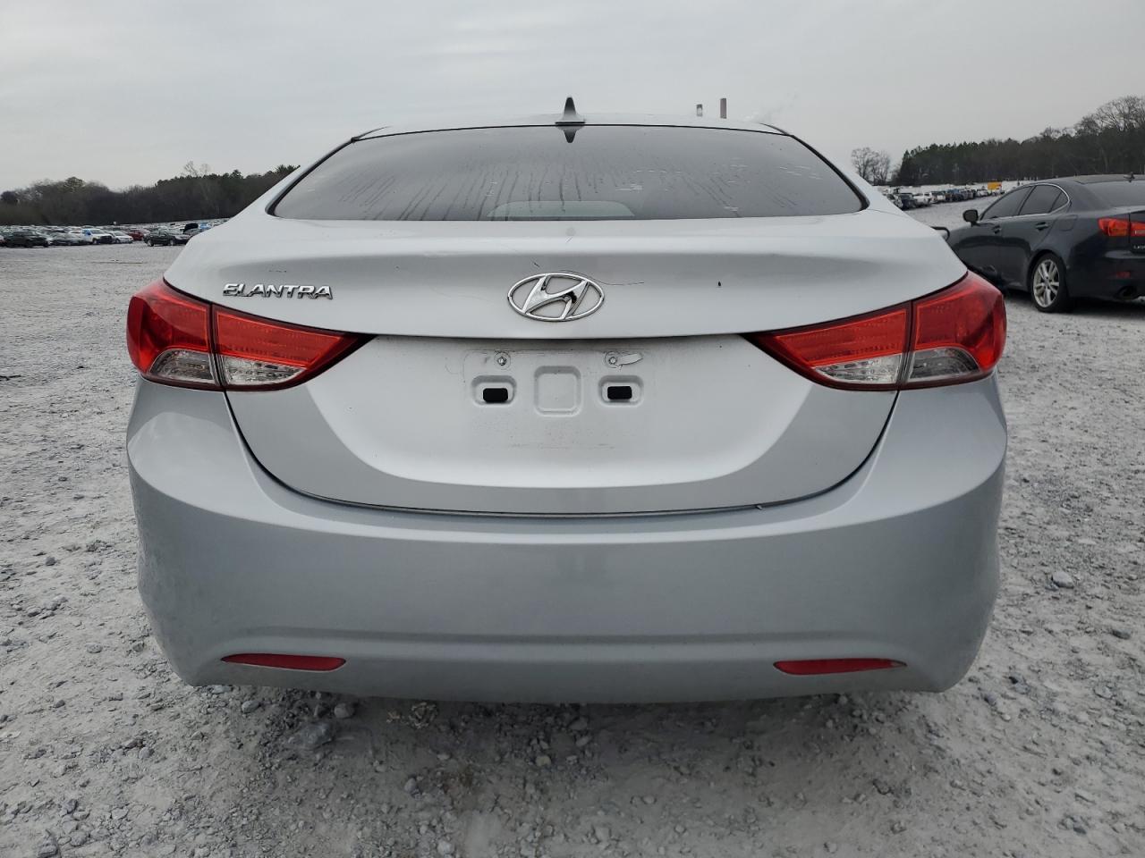 2013 HYUNDAI ELANTRA GL - Фото 6