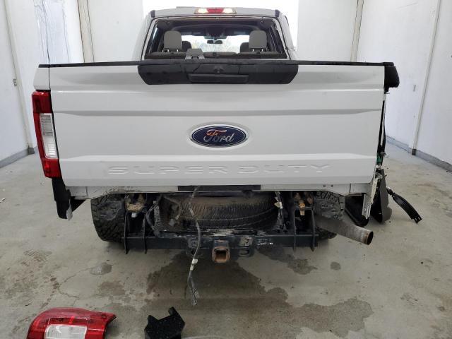 2017 Ford F250 Super Duty - Фото 6