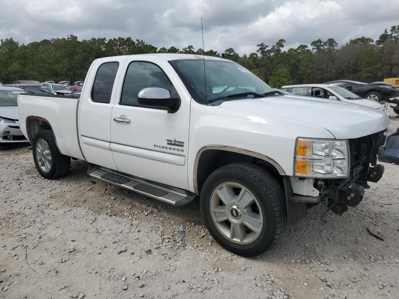 2012 CHEVROLET SILVERADO - Image 4