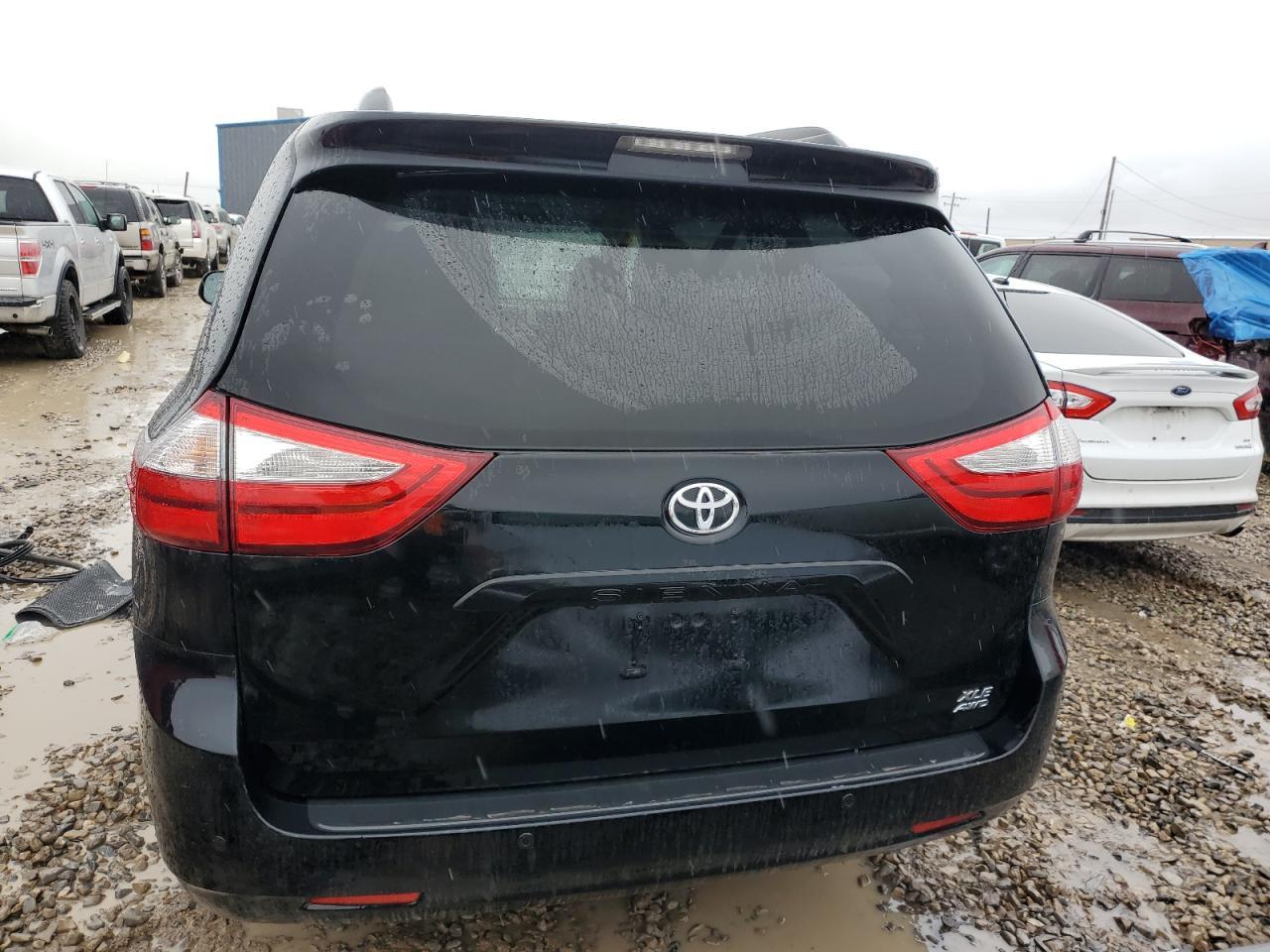 2015 TOYOTA SIENNA XLE - Фото 6