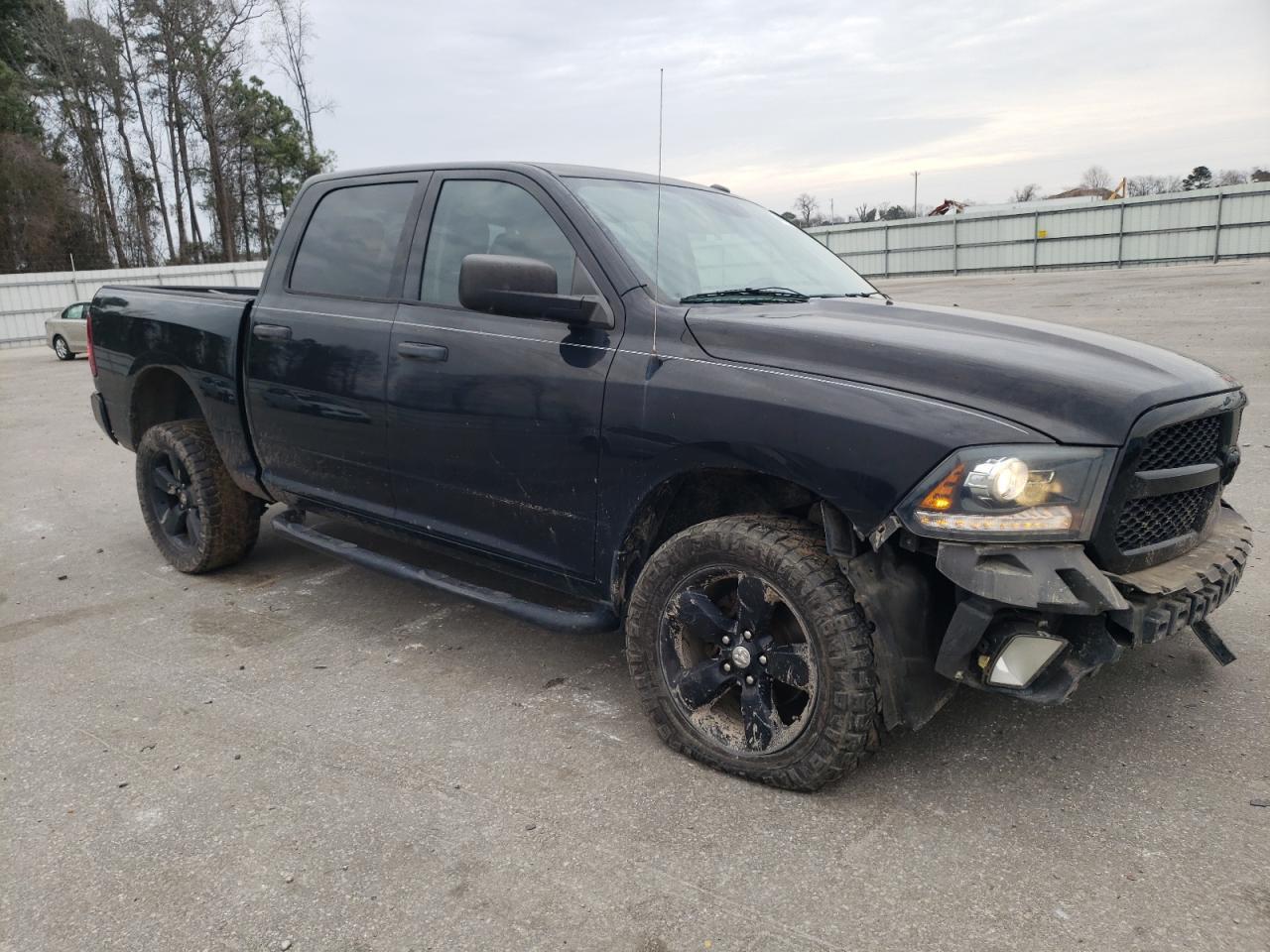 2014 RAM 1500 ST - Image 4