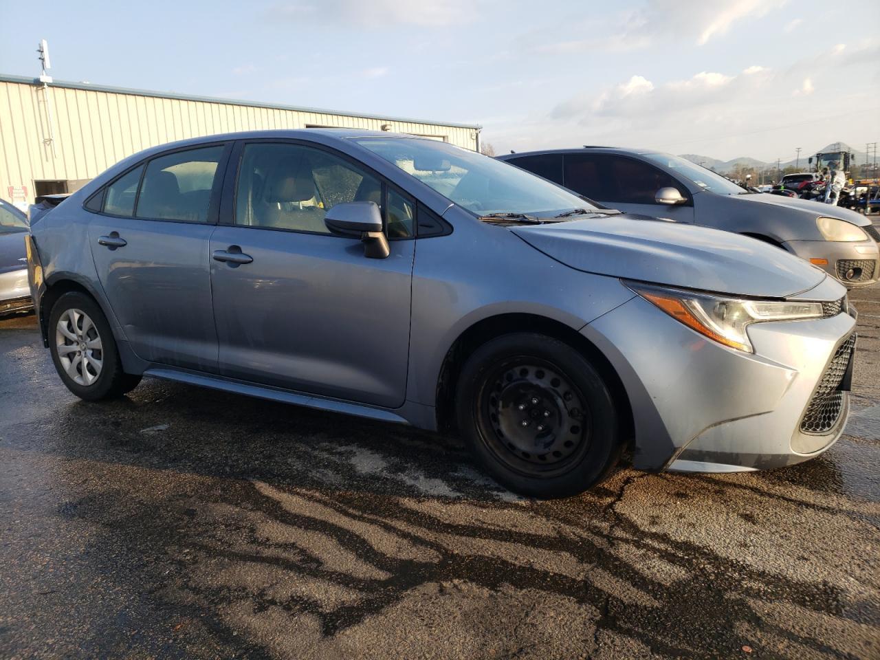 2020 TOYOTA COROLLA LE - Фото 4