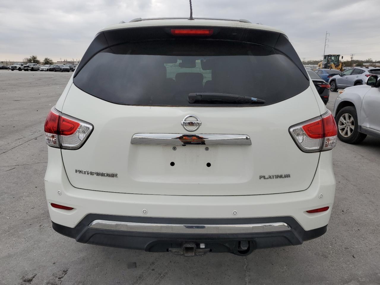 2013 NISSAN PATHFINDER - Фото 6