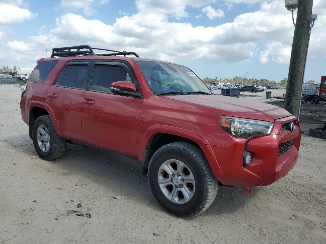 2018 TOYOTA 4RUNNER SR - Image 4