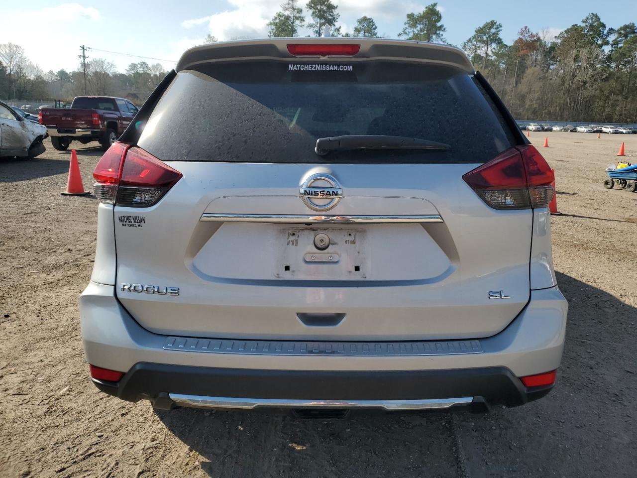 2018 NISSAN ROGUE S - Фото 6