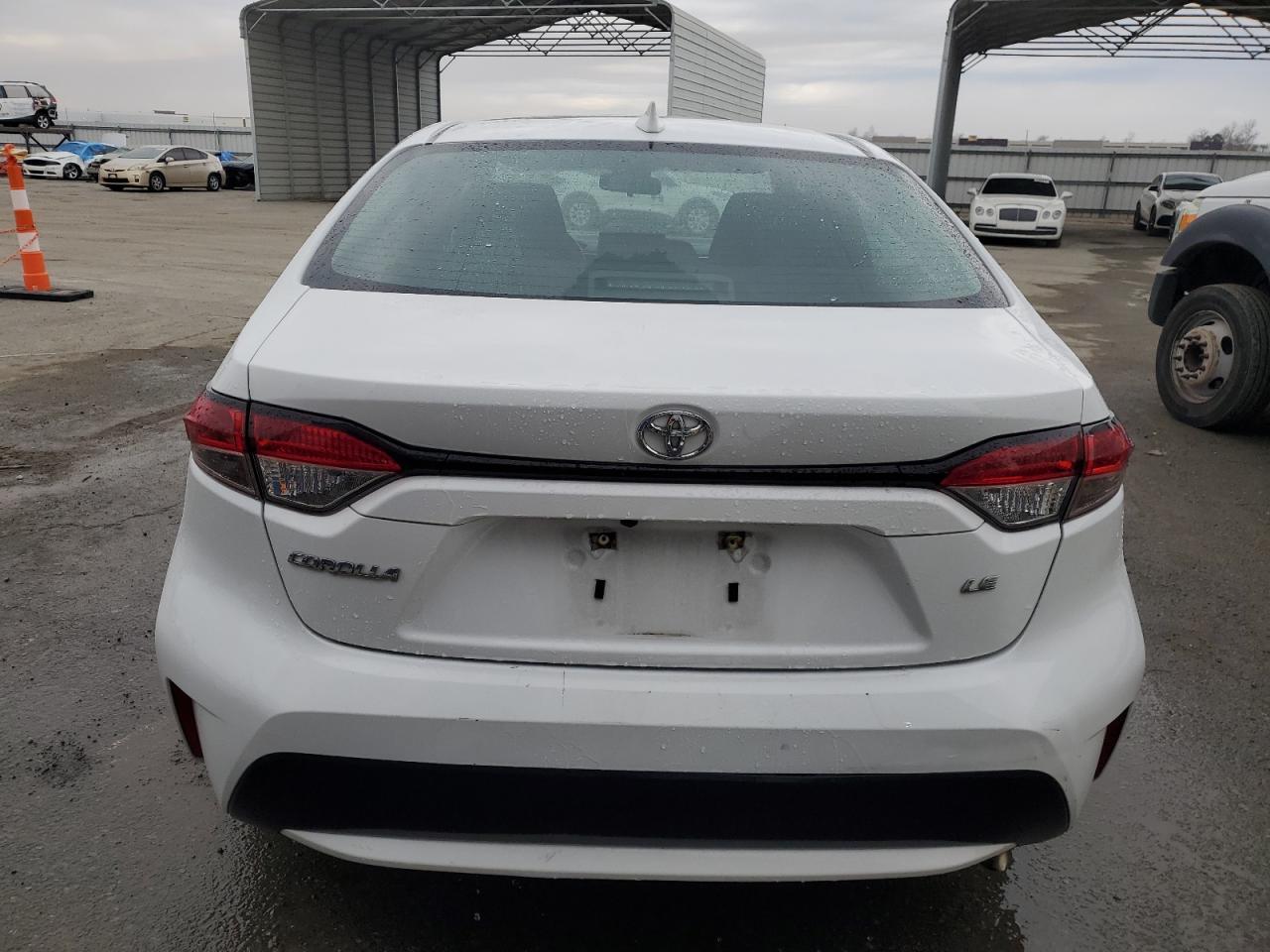 2022 TOYOTA COROLLA LE - Фото 6