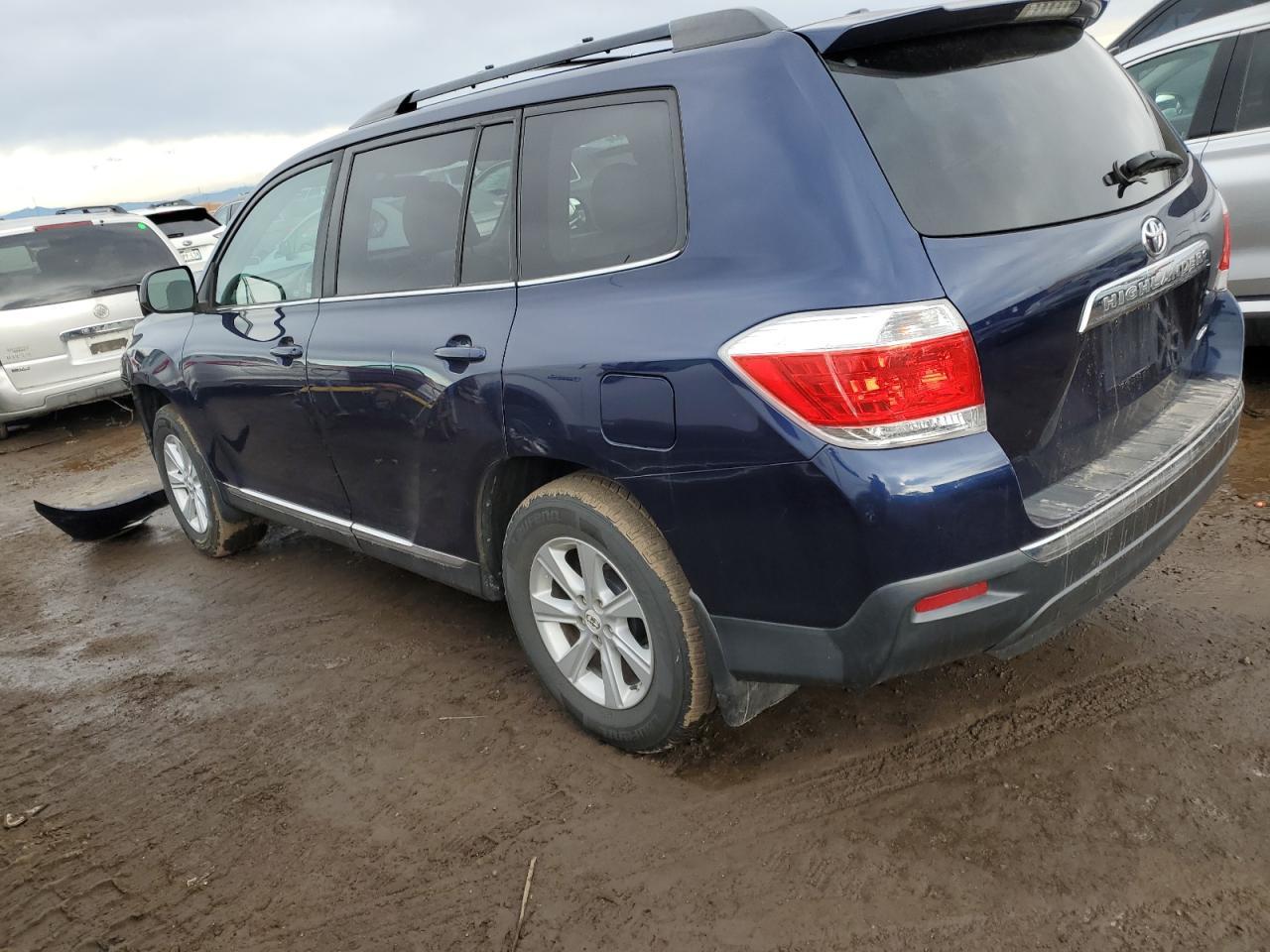 2011 TOYOTA HIGHLANDER - Фото 2