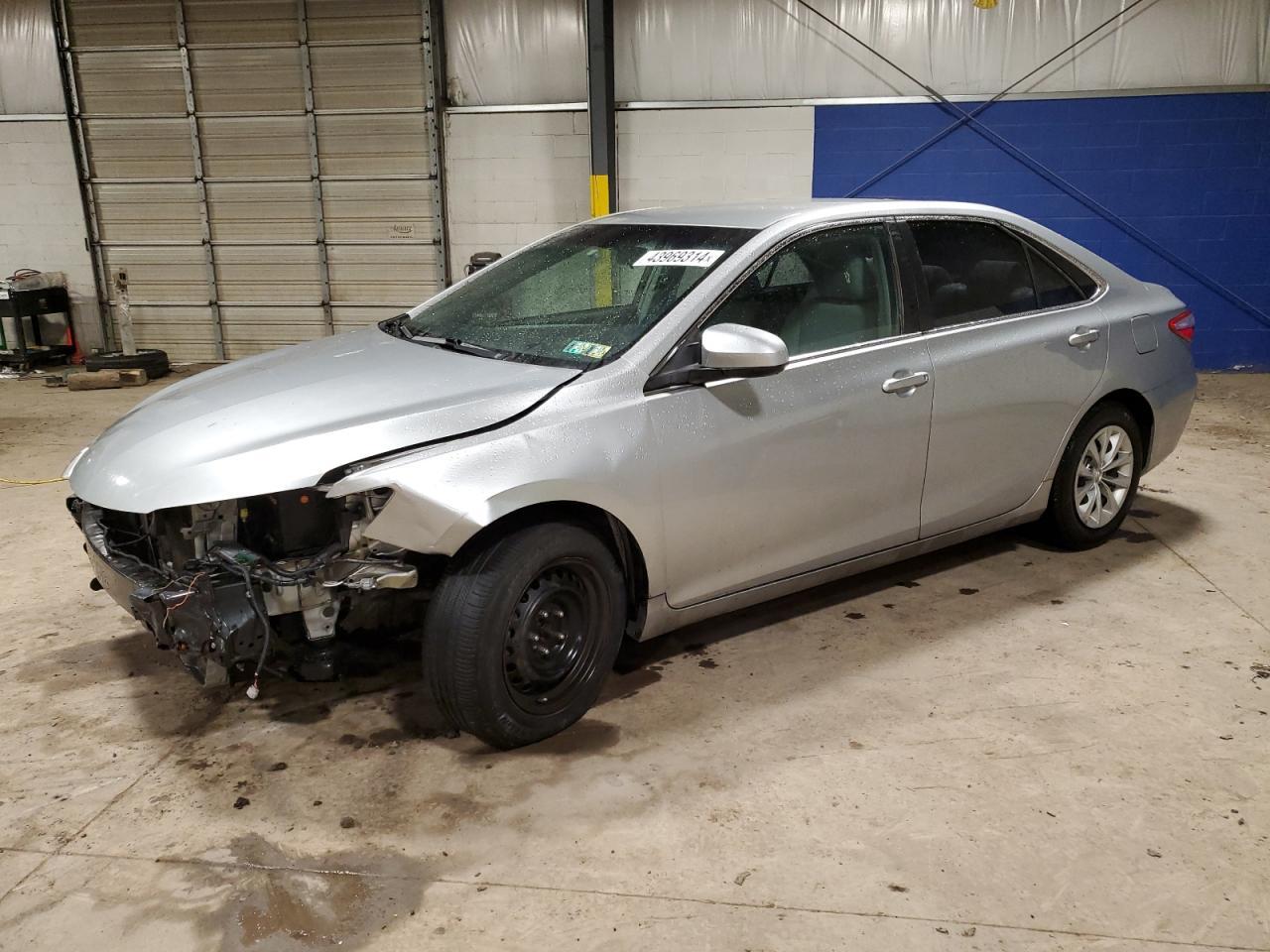 2016 TOYOTA CAMRY LE