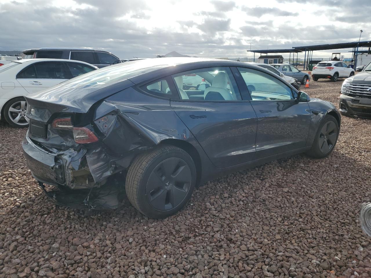 2023 TESLA MODEL 3 - Image 3