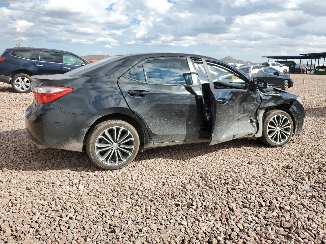 2014 TOYOTA COROLLA L - Image 3