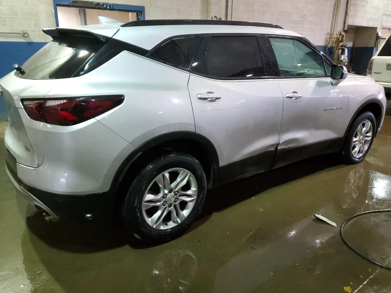 2021 CHEVROLET BLAZER 2LT - Фото 3