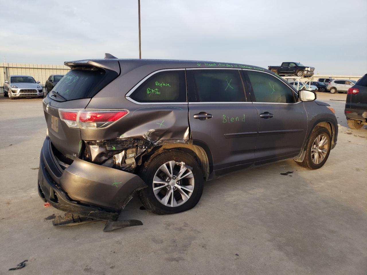 2015 TOYOTA HIGHLANDER - Фото 3