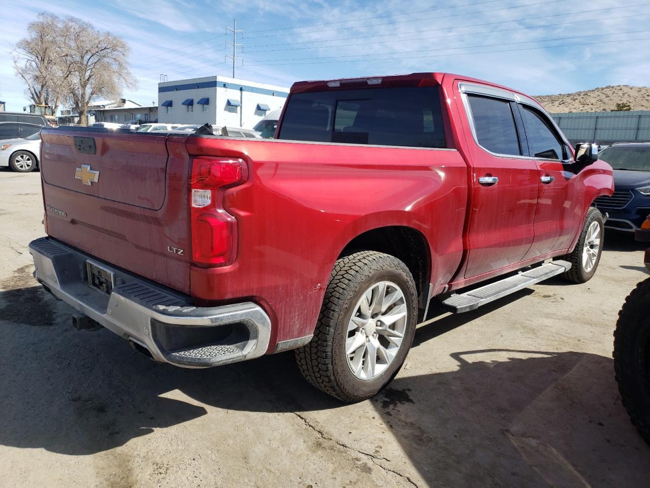 2021 CHEVROLET SILVERADO - Фото 3