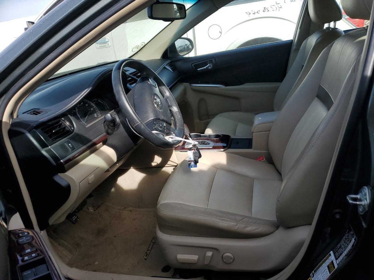2014 TOYOTA CAMRY L - Image 7