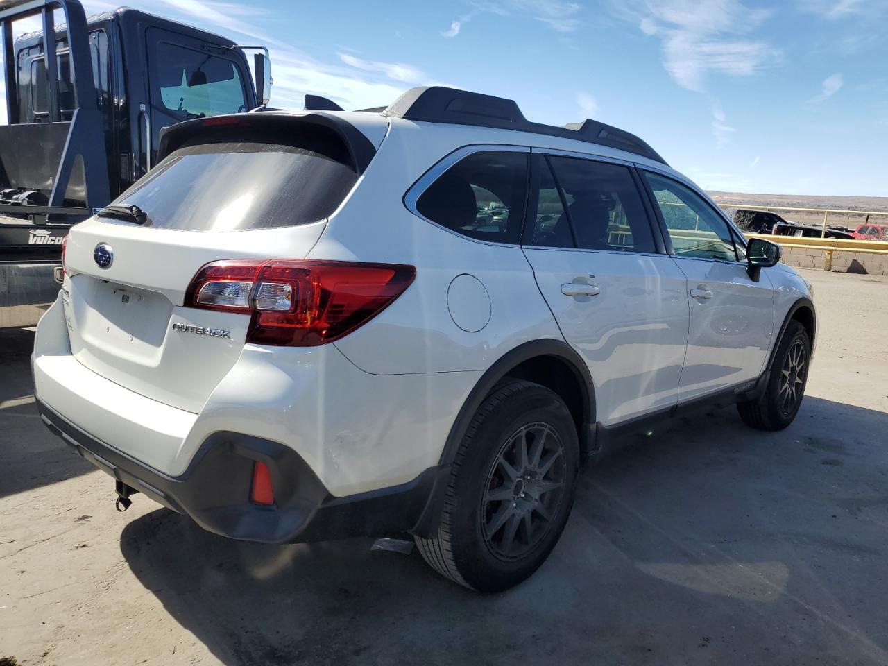2018 SUBARU OUTBACK 2. - Image 3