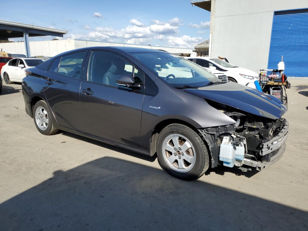 2016 TOYOTA PRIUS - Image 4