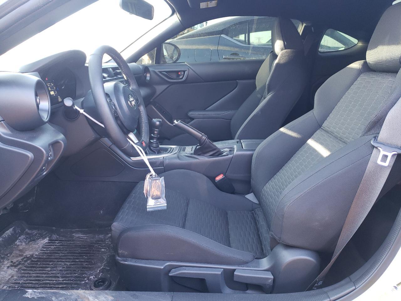 2023 TOYOTA GR 86 - Фото 7