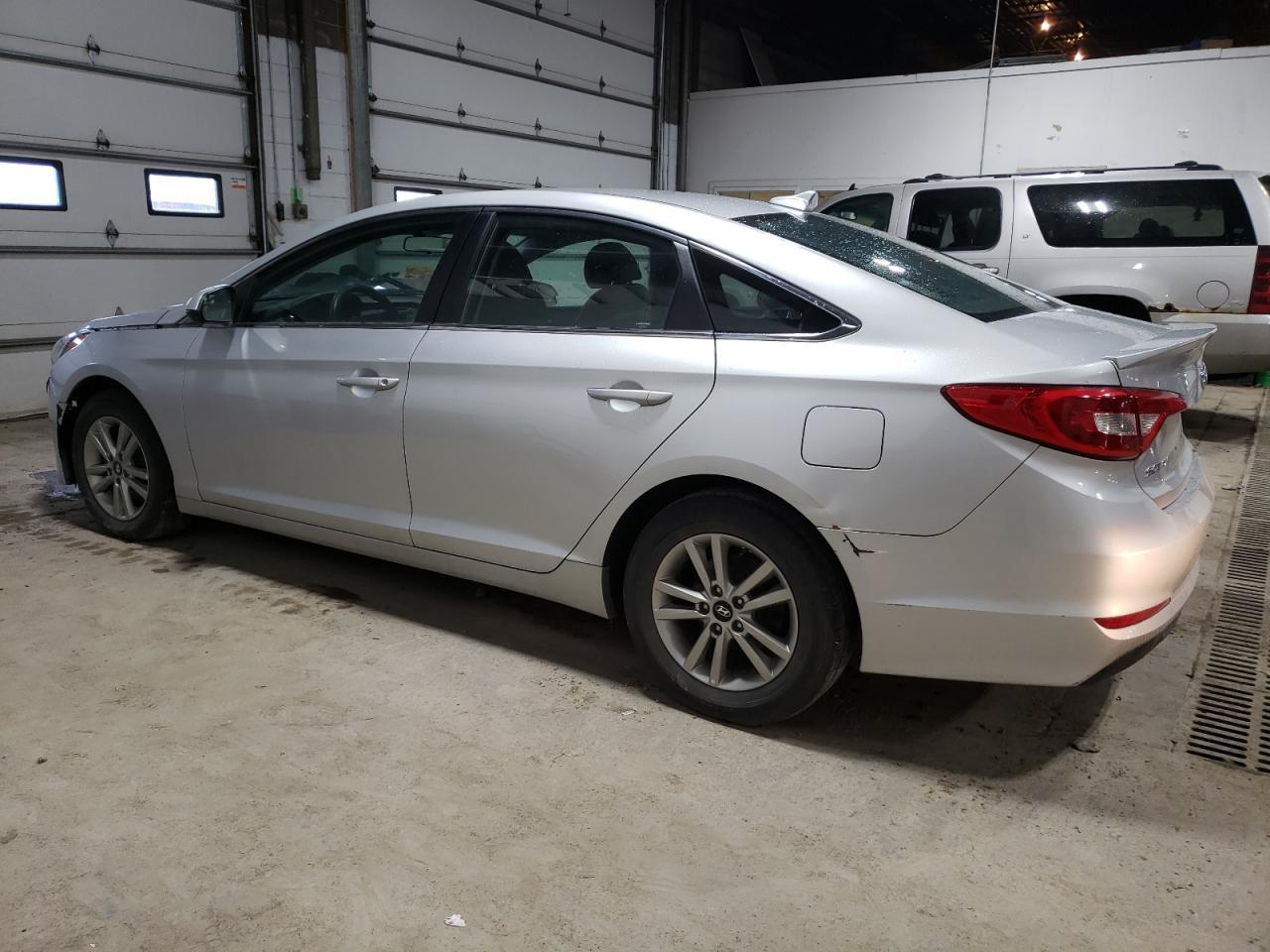 2017 HYUNDAI SONATA SE - Фото 2