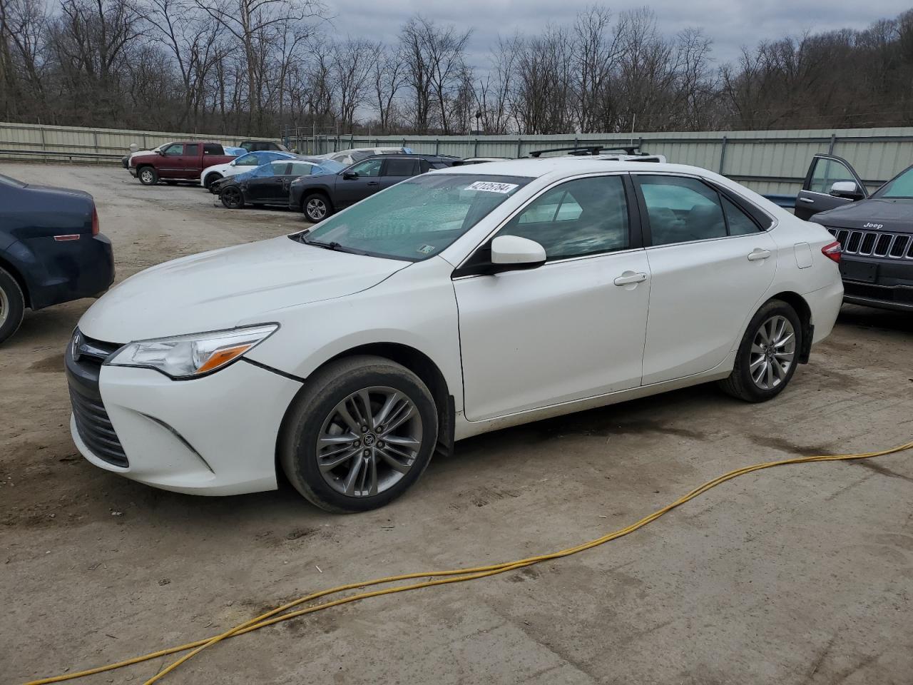 2016 TOYOTA CAMRY LE