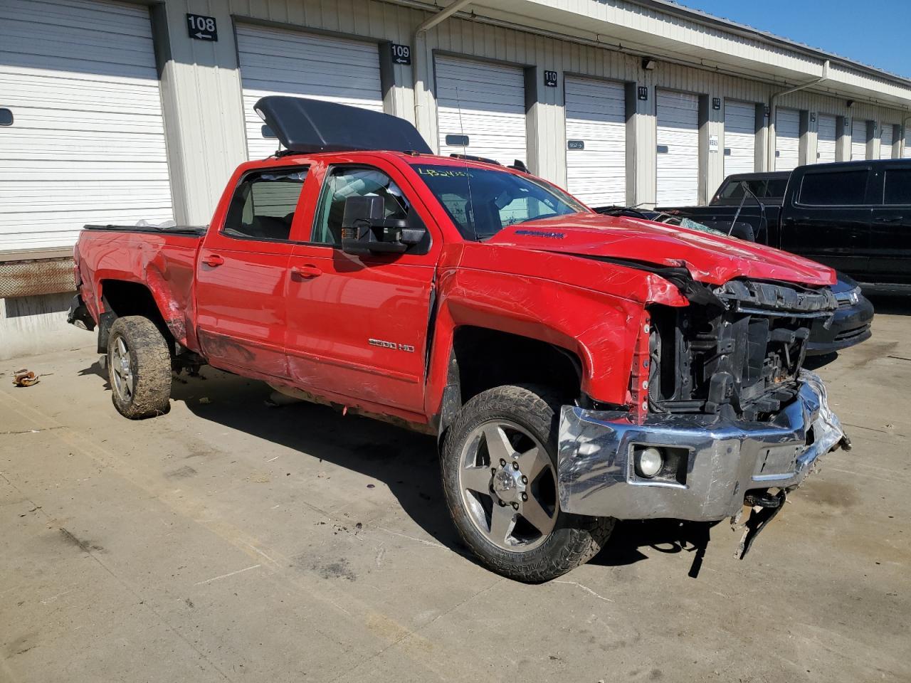 2016 CHEVROLET SILVERADO - Image 4