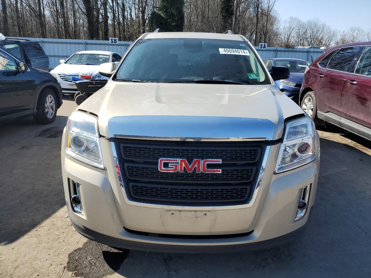 2012 GMC TERRAIN SL - Image 5