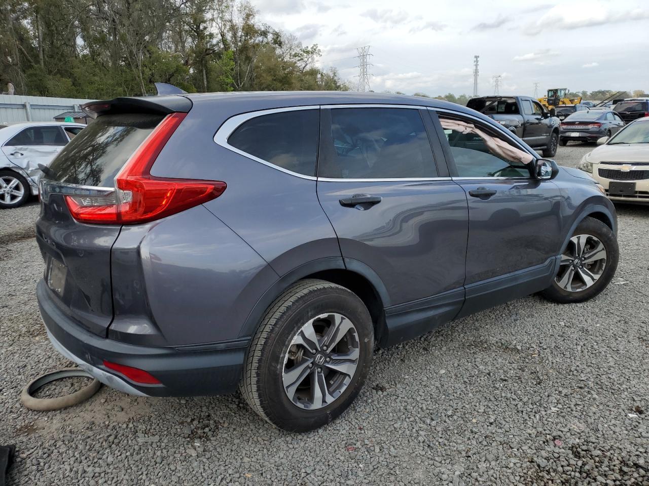 2017 HONDA CR-V LX - Image 3