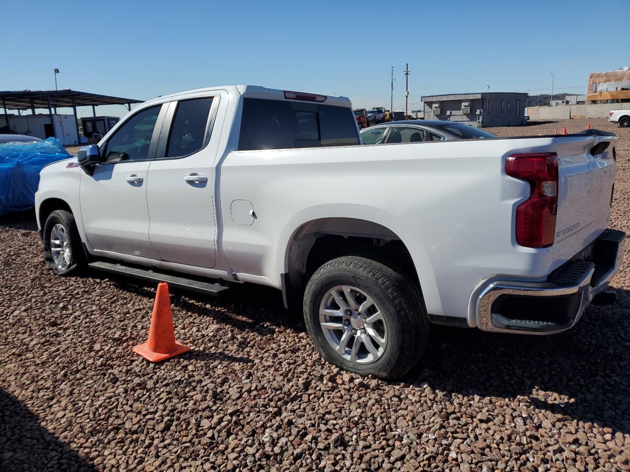 2020 CHEVROLET SILVERADO - Image 2