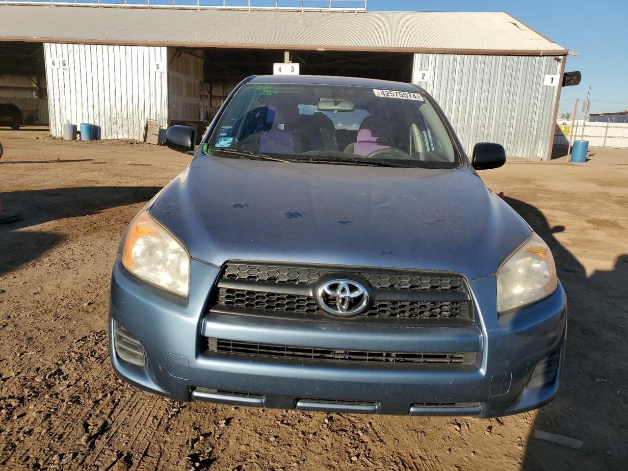 2011 TOYOTA RAV4 - Image 5